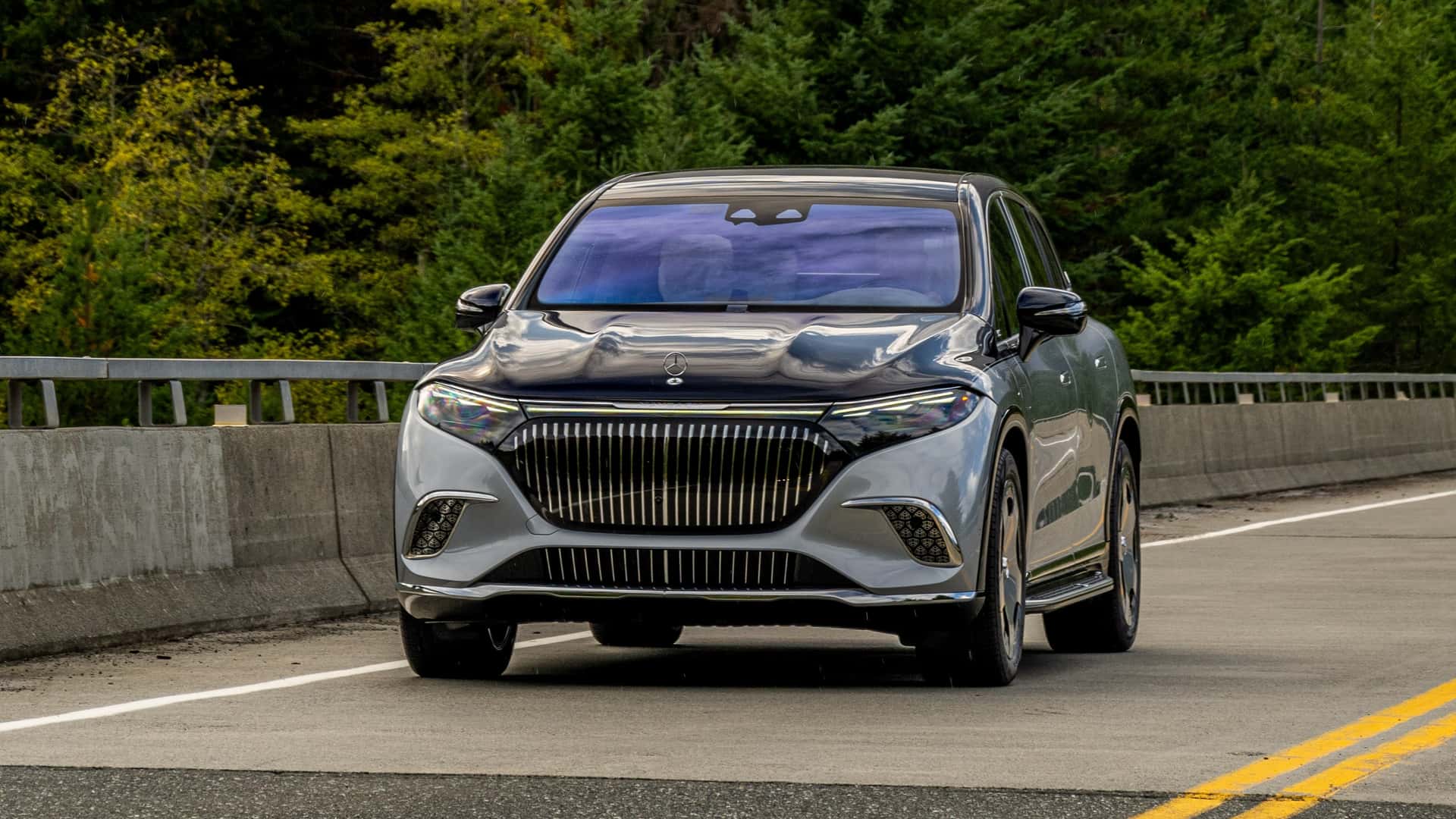 Mercedes-Benz Tunda Rencana Elektrifikasi Kendaraannya