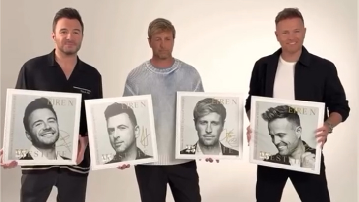 Rayakan HUT Ke-25, Westlife Diabadikan dalam Perangko biar Kenangan Mereka Nempel Terus