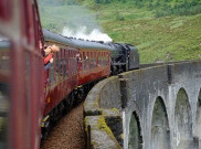 Hogwarts Express ala Harry Potter Kini Melayani di Dunia Nyata