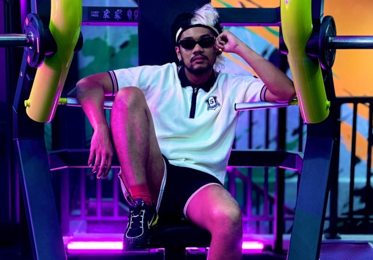 Enggak Harus Keren, yang Penting Lucu: Pesan Oslo di Video Musik Barunya