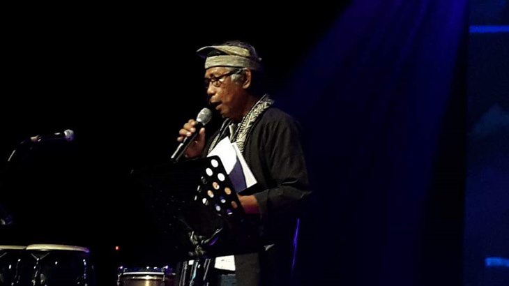 Melestarikan Bahasa Batak Lewat Karya Sastra