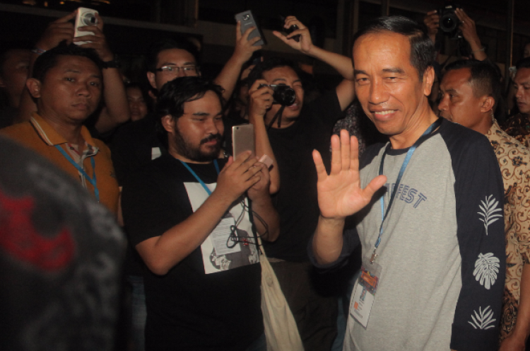 Elektabilitas Jokowi dan PDIP Tinggi, Roy Suryo: Belanda Masih Jauh