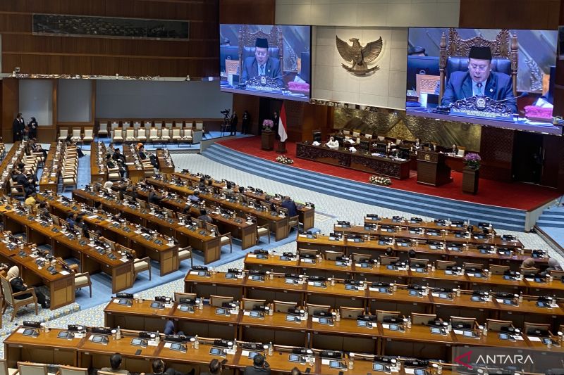 Paripurna Tetapkan RUU Pelindungan Ketenagakerjaan Jadi Usul Inisiatif DPR