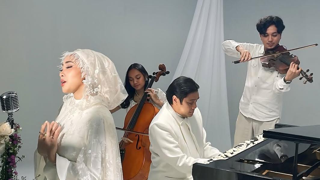 Lirik Lengkap Lagu 'Dengan Menyebut Nama Allah' yang Diaranasemen Ulang Oleh Jinan Laetitia