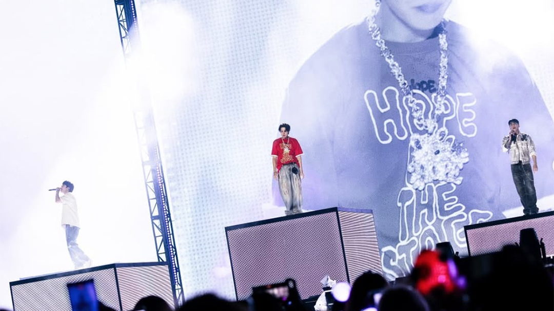 J-Hope Spill Susahnya Menyatukan kembali BTS sebelum Comeback
