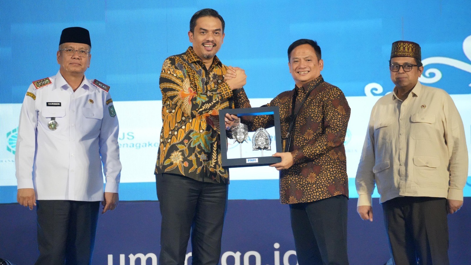 Kolaborasi dengan Kementerian UMKM, PNM Serahkan Seribu NIB ke Pelaku UMKM
