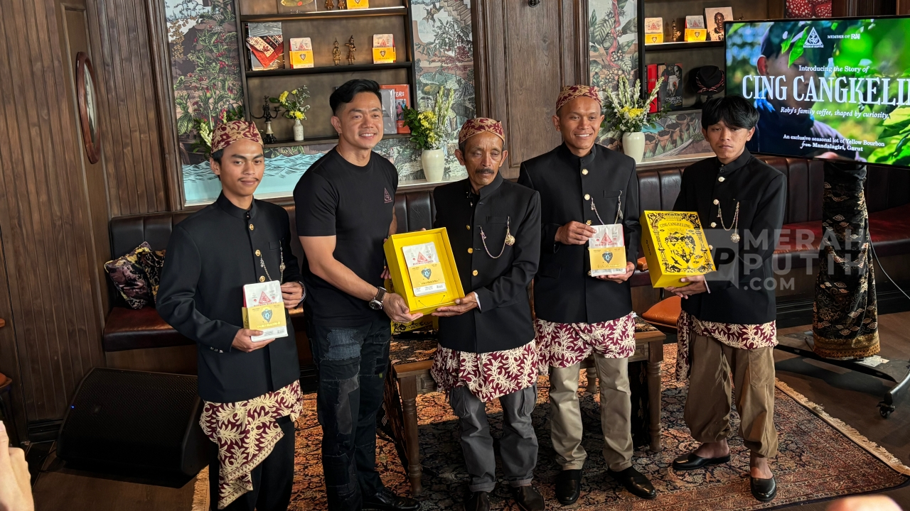 Dari Kebun Keluarga di Garut, 'Cing Cangkeling' Roemah Koffie Bawa Karakter Buah dan Gula Merah