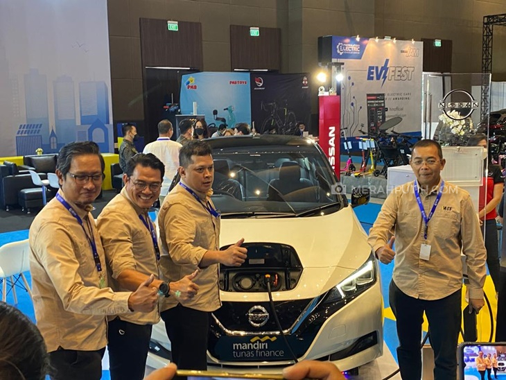 Intip Penawaran Menarik di PEVS 2022