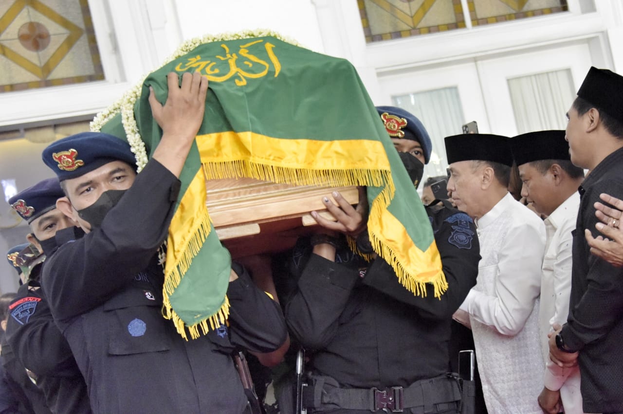 Pemakaman Eril Berlangsung Khidmat