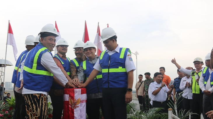Anies Ikutan Tampil Saat Wali Kota Bekasi Resmikan 2 Flyover Baru