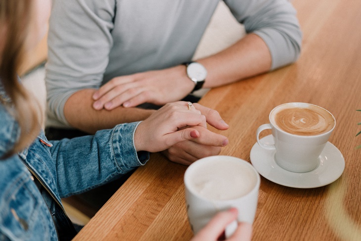 Eratkan Hubungan dengan Pasangan Selama Pandemi, Coba 5 Cara Ampuh Ini