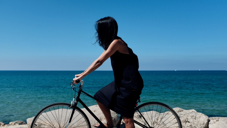 Bersepedah memiliki manfaat baik bagi tubuh. (Foto: unsplash/Chen Mizrach)