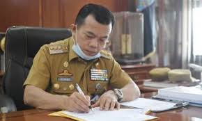 Profil Al-Haris, Gubernur Jambi Pertama yang Menang 2 Periode
