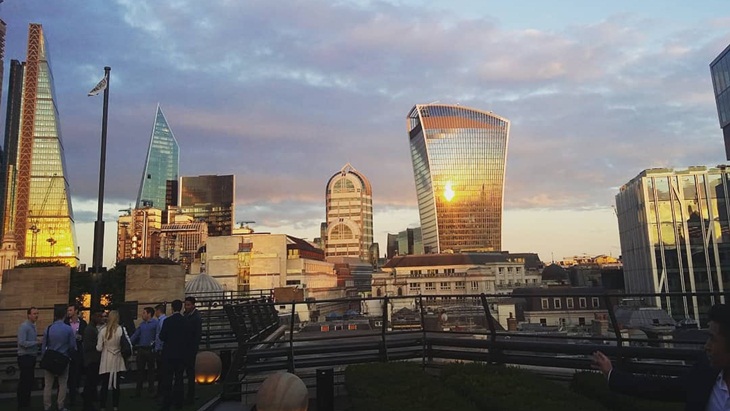 Mau Hidangan Mewah Prancis dengan Pemandangan Indah London? Restoran Ini Jagoannya