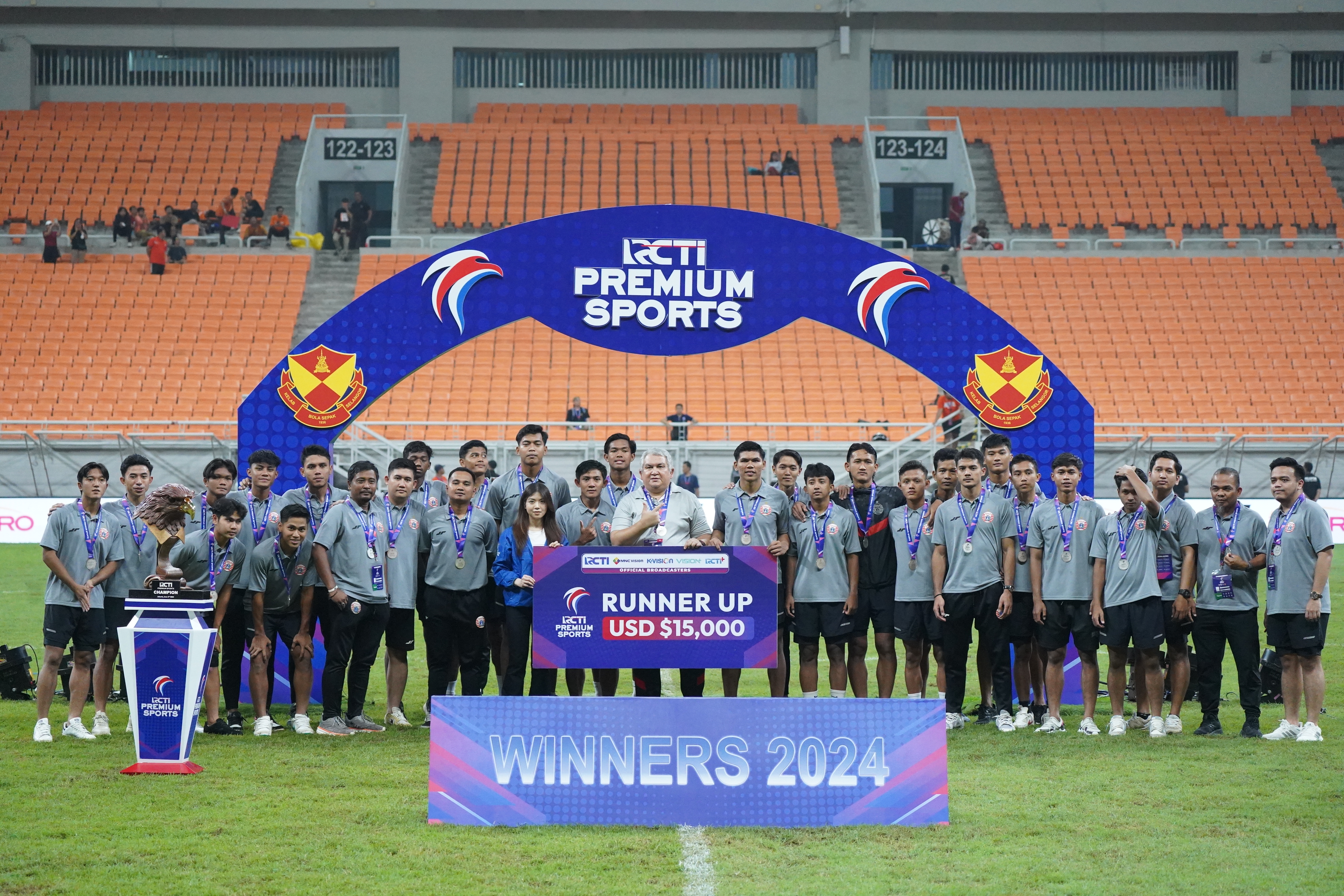 Persija Runner-up, Selangor FC Jadi Juara dan Raih Piala Rajawali