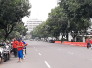 Kantor Anies Baswedan Digeruduk Ratusan Buruh, Polisi Lakukan Penutupan Jalan