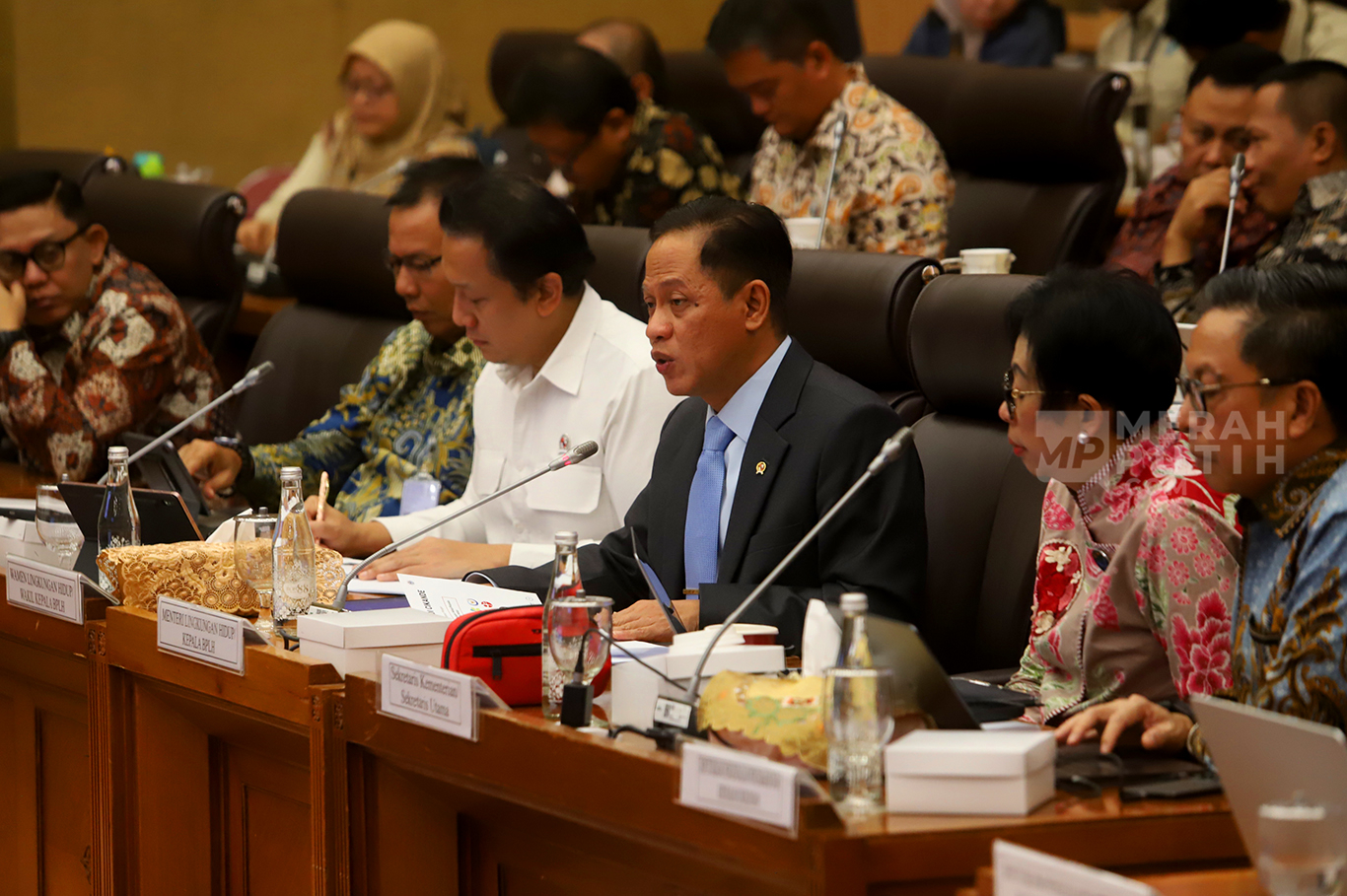 Raker Menteri Lingkungan Hidup dengan Komisi XII DPR Bahas Daerah Aliran Sungai (DAS) Pulau Sumatera