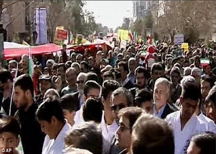 Demo Tolak Trump di Iran