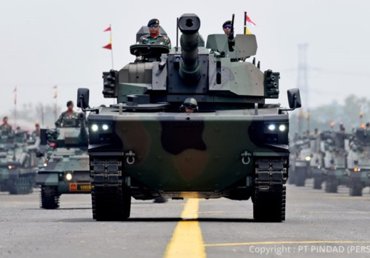 Peralatan Tempur TNI Buatan Dalam Negeri yang Ciamik