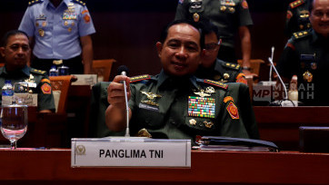 Raker Panglima TNI Jenderal TNI Agus Subiyanto dengan Komisi I DPR Bahas Isu Strategis TNI