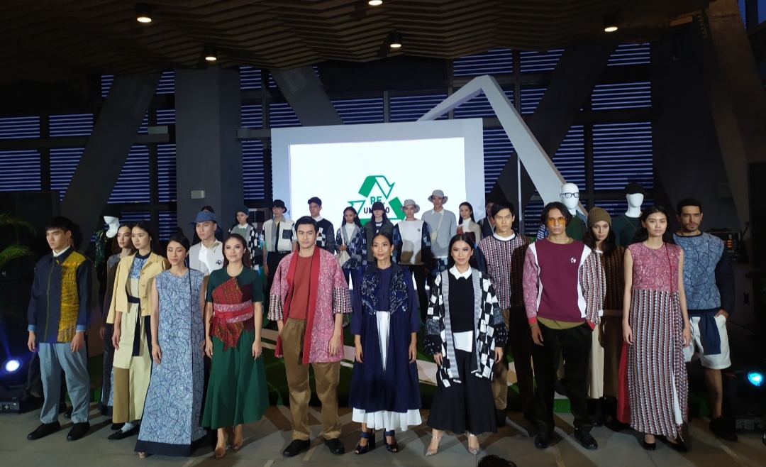 UNIQLO Remake Project Adrie Basuki Bikin Pakaian Hasil Daur Ulang Lebih Bernilai