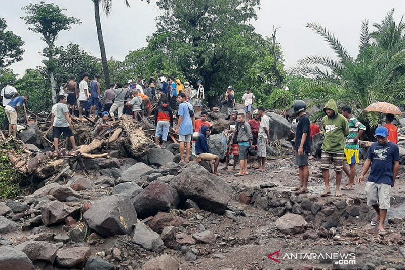 TNI AU Kirim 26 Ribu Kilogram Paket Bantuan ke NTT