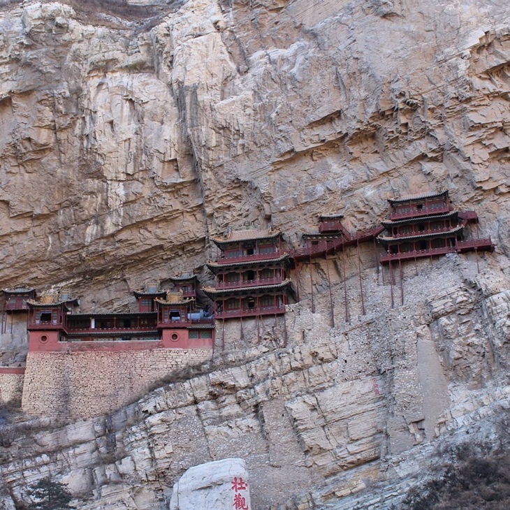 Kuil Gantung Hengshan. (Foto: instagram.com/gustavobovolon)