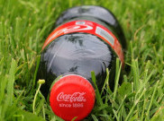 Coca-Cola Inovasikan Botol dari Sampah Plastik di Lautan