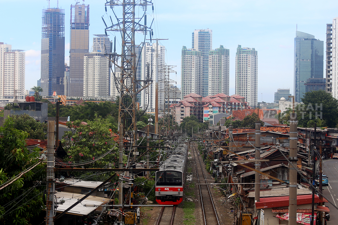 Tak Cuma Jabodetabek, KRL Siap Menjangkau Merak, Sukabumi, dan Cikampek