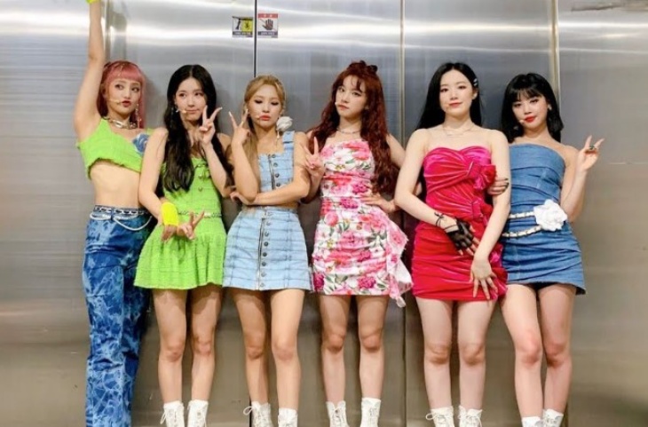 Ketika Stylist K-Pop Dikecam Akibat Pakaian Kontroversial