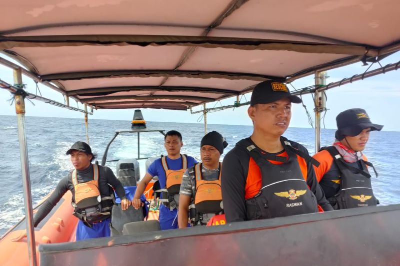 Basarnas Masih Cari 21 Orang Kapal Ikan Terbalik di Selayar