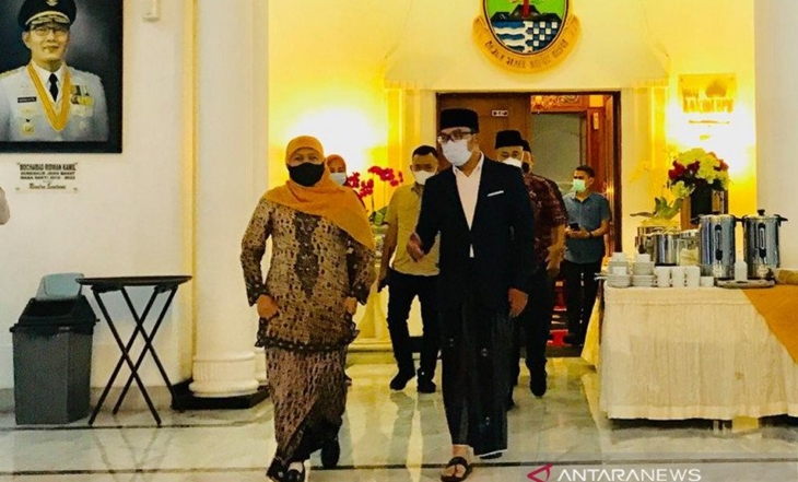Khofifah Minta Ridwan Kamil Jadi Arsitek Masjid Islamic Center Surabaya