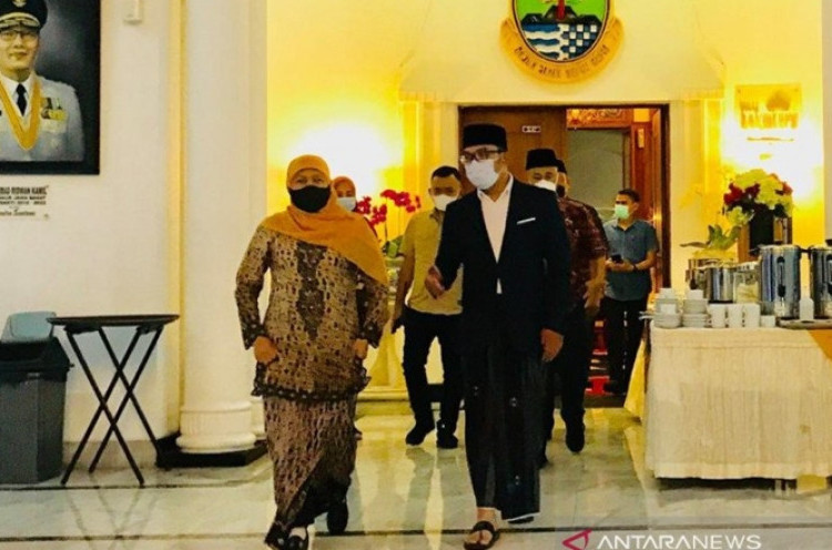 Khofifah Minta Ridwan Kamil Jadi Arsitek Masjid Islamic Center Surabaya