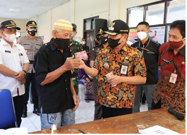 KPK Tetapkan Bupati Banjarnegara Tersangka Suap