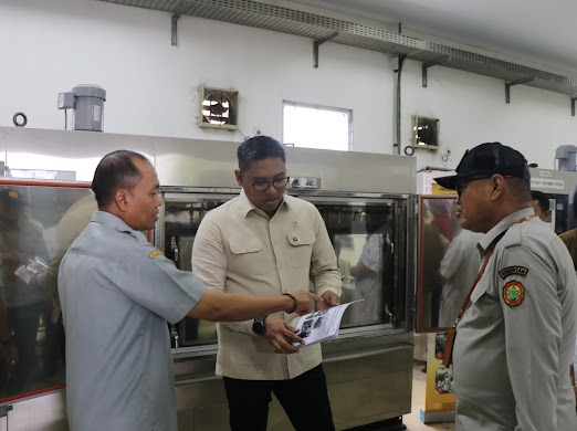 Wamentan Sebut Balai Pertanian di Karawang Markas Satria Baja Hitam