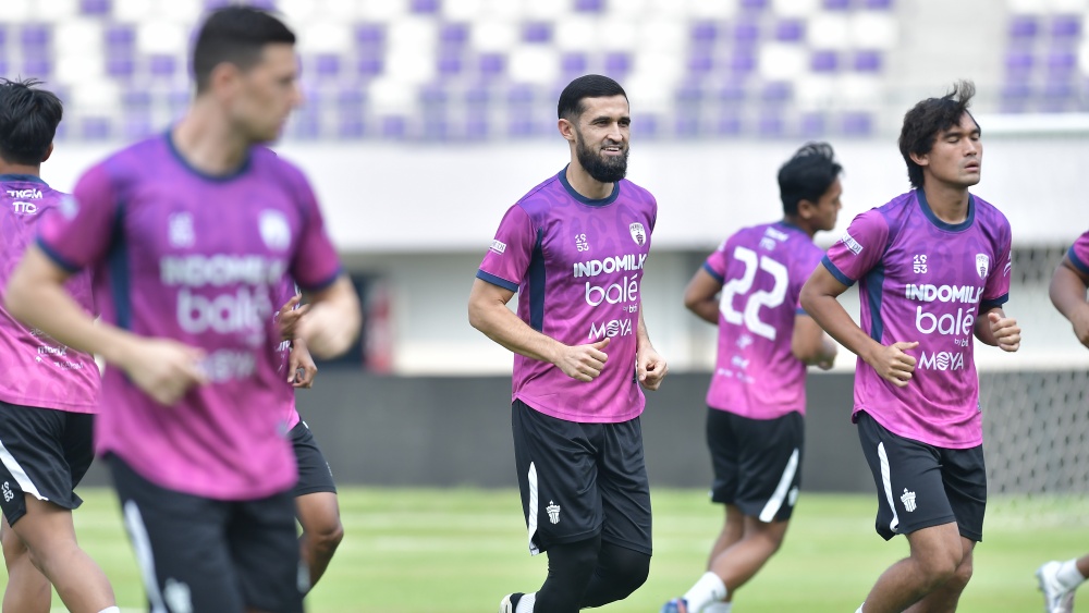 Jadwal Siaran Langsung dan Live Streaming Super League 2025/2026 Hari Ini: Semen Padang Vs PSBS Biak, Persita Kontra PSM
