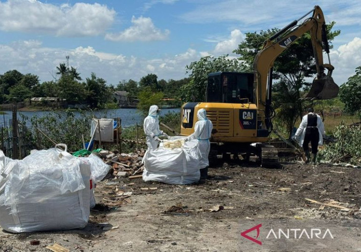 Ngerinya! Ternyata Paparan Radiasi Juga Ditemukan di Sepatu Kets Asal Indonesia oleh Bea Cukai Belanda