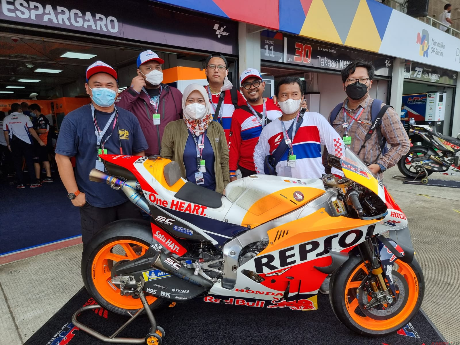 Kesibukan Paddock Tim-tim MotoGP di Sirkuit Mandalika