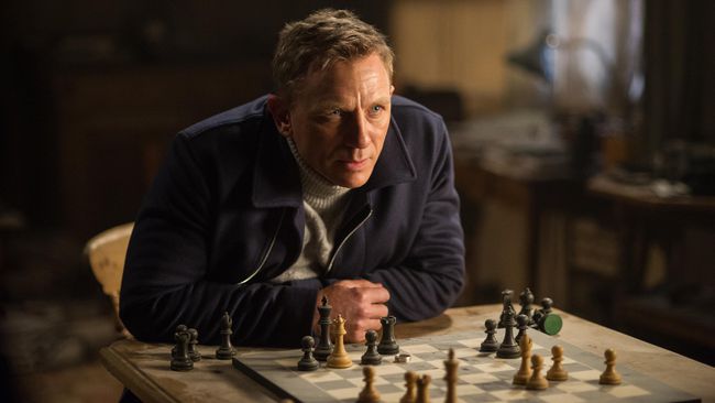 Daniel Craig di film James Bond (Sumber: Sony Pictures)