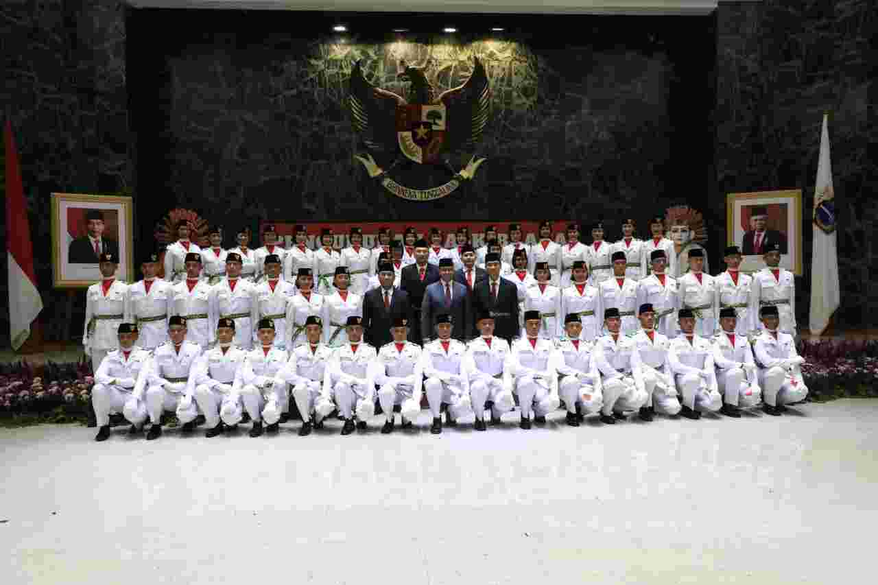 Anies Kukuhkan Paskibraka DKI Jakarta