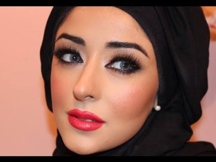 Makeup Tahan Lama saat Lebaran