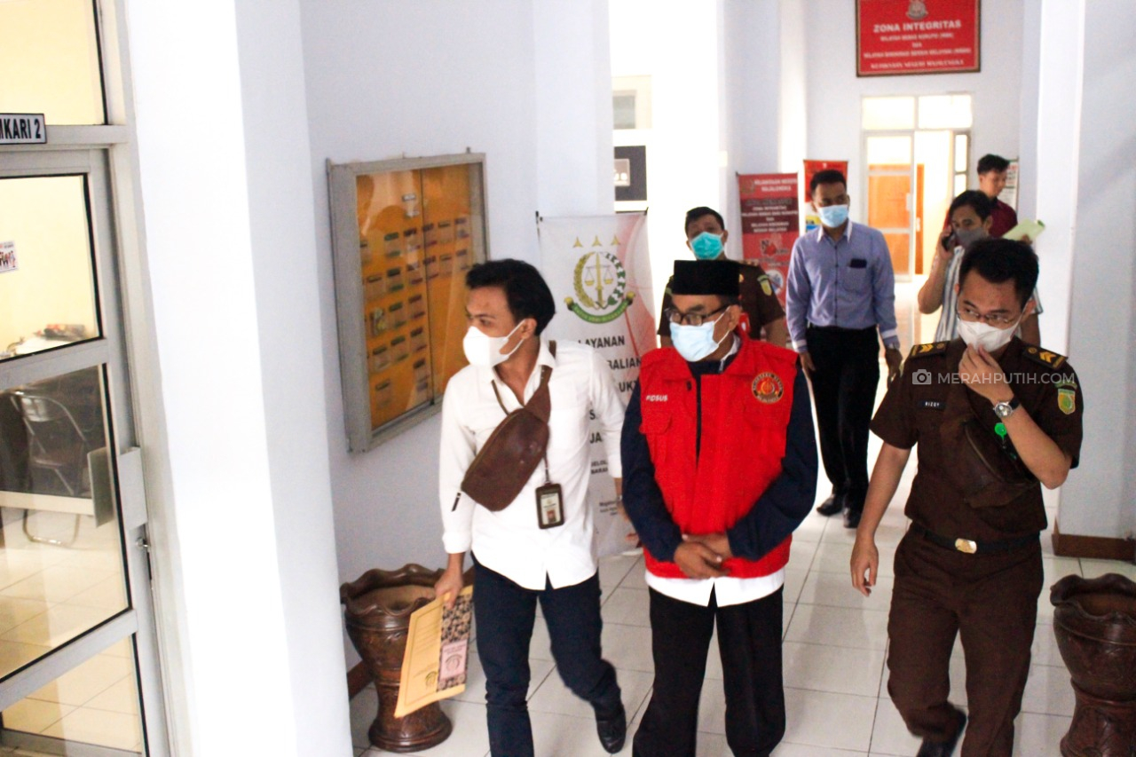 Kejari Majalengka Resmi Tahan Tersangka Korupsi PDSMU 