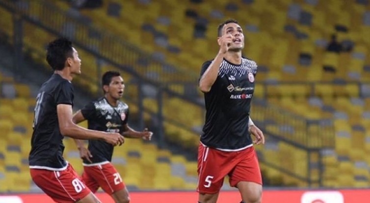 Persija Tak Sabar Hancurkan Raksasa Malaysia