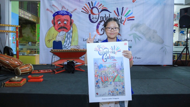 Berawal dari Keprihatinan, Bocah ini Buat Buku Tentang Budaya Betawi