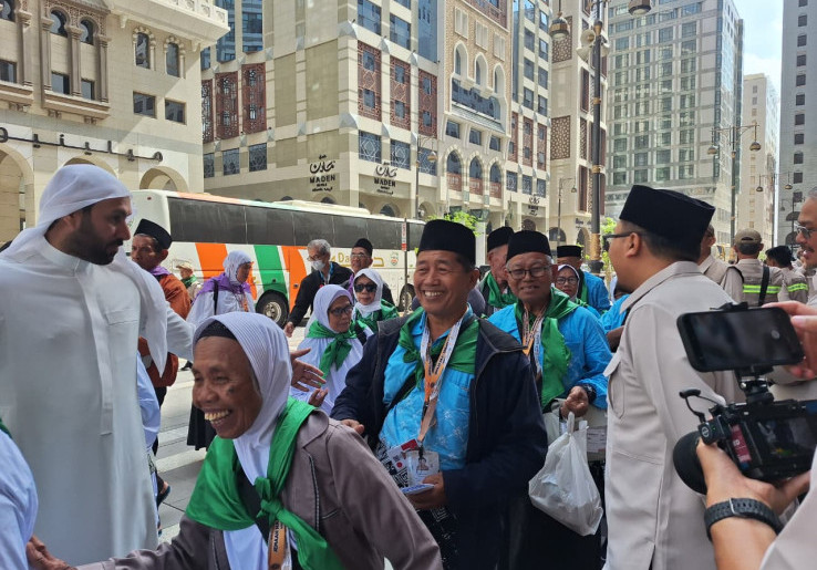 Jemaah Calon Haji Indonesia Diminta Minum Dua Hingga Teguk Setiap 30 Menit, Jangan Nekat Tantang Teriknya Kota Madinah