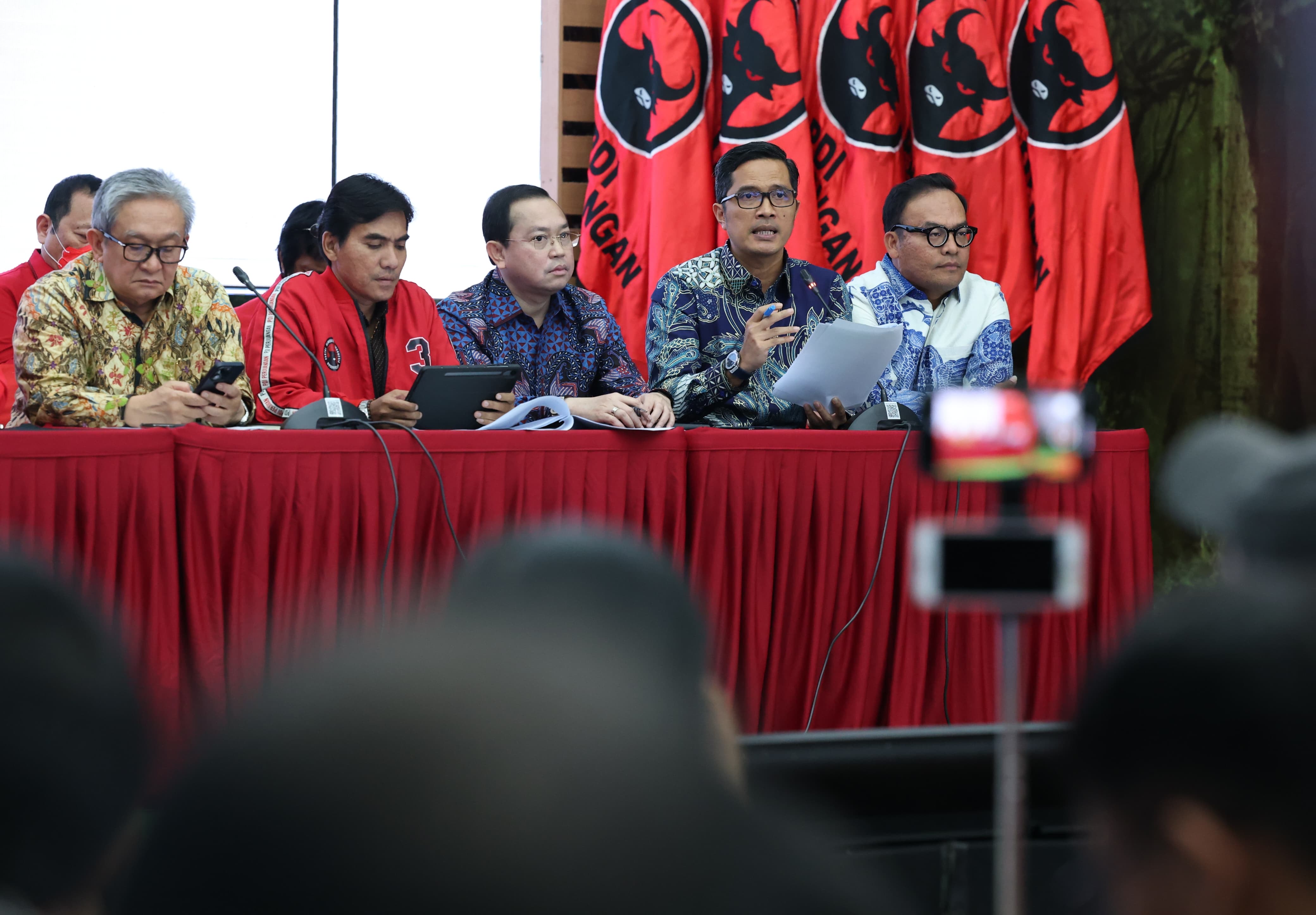 Febri Diansyah Jadi Tim Hukum Hasto, IM57+ Institute: Secara Etika Tidak Patut Dibenarkan