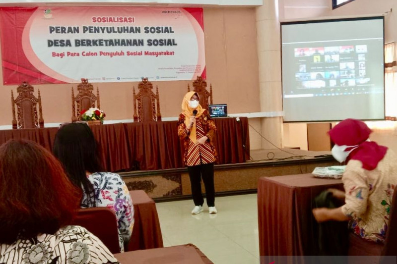 Sosialisasi relawan penyuluh sosial diikuti sebanyak 200 orang calon Tenaga Pensosmas secara antara daring dan luring di enam lokasi. (Antara/HO-Kemensos)