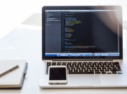 Tetap Produktif Selama #DiRumahAja, Yuk Belajar Jadi Programmer!