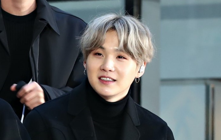 Kondisi Terkini Suga BTS Setelah Operasi