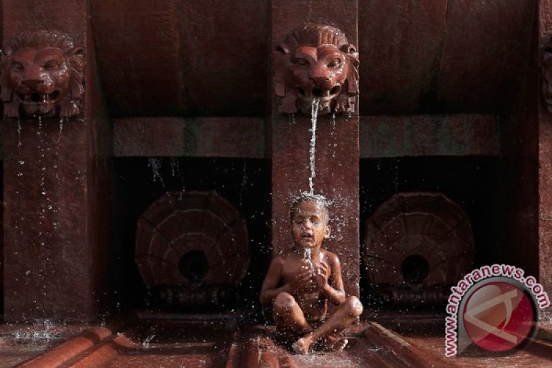 Cuaca Panas Bikin 98 Orang Meninggal di Uttar Pradesh India 